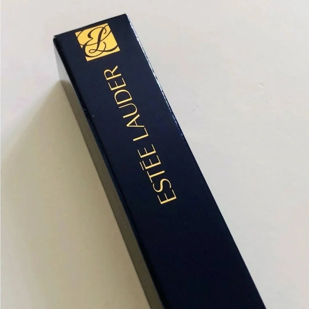 Estee Lauder Sumptuous Extreme Lash Multiplying Volume Mascara (Extreme Black)
